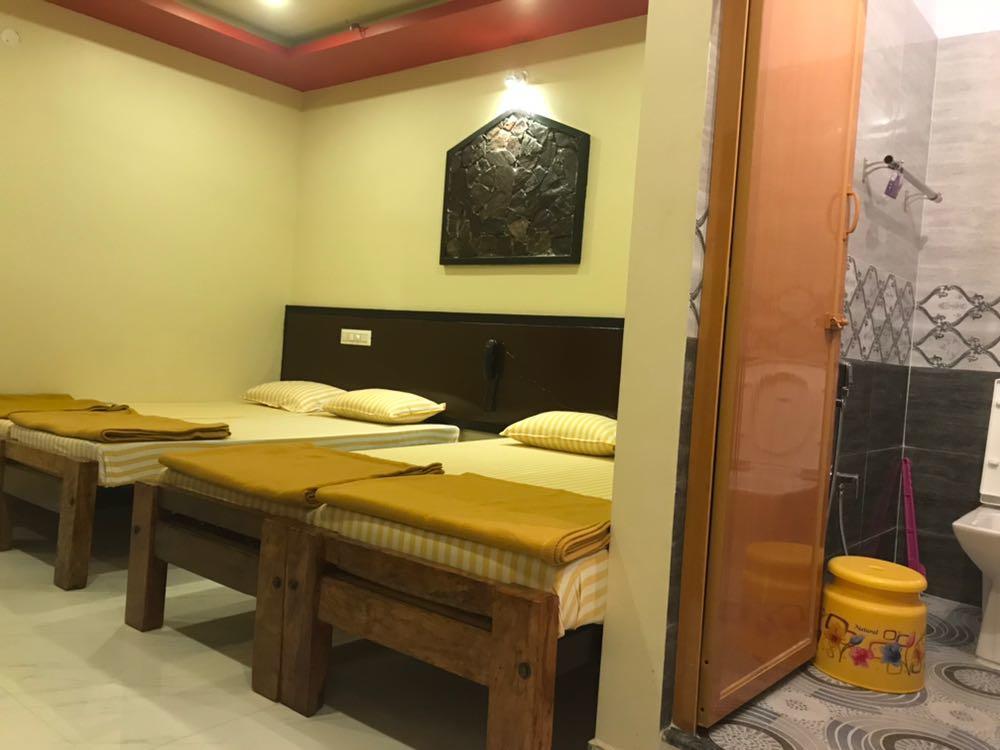 Galaxy Lodge Chikmagalur Bagian luar foto